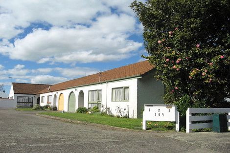 Photo of property in 1/135 Cook Street, West End, Palmerston North, 4410