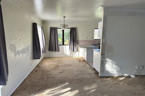 Photo of property in 18 Phoenix Place, Papatoetoe, Auckland, 2025