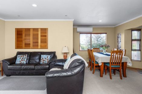 Photo of property in 46 Woodlands Drive, Havelock North, 4130