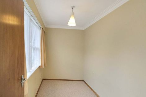 Photo of property in 206a Waiwhetu Road, Waterloo, Lower Hutt, 5011