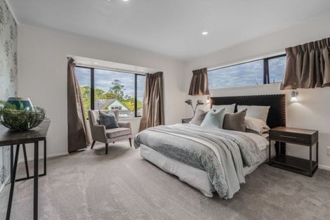 Photo of property in 100 Porritt Avenue, Chatswood, Auckland, 0626