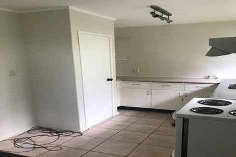 Photo of property in 43 Gilbass Avenue, Hamilton Lake, Hamilton, 3204