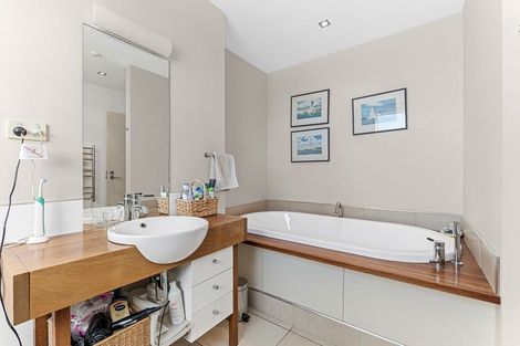 Photo of property in Quarterdeck, 12/4 Buller Street, New Plymouth, 4310