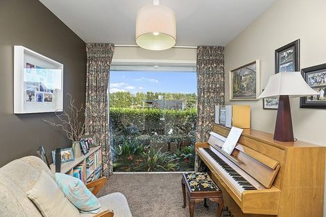 Photo of property in 50a Richmond Road, Brixton, New Plymouth, 4373