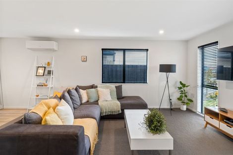 Photo of property in 36 Broadway Parade, Rolleston, 7615