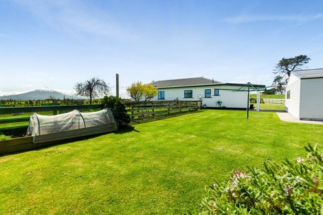 Photo of property in 43 Quinns Road, Normanby, Hawera, 4673