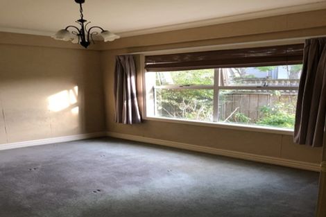 Photo of property in 2/70 Beresford Street, Bayswater, Auckland, 0622