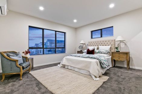 Photo of property in 40 Takurua Terrace, Orewa, 0931