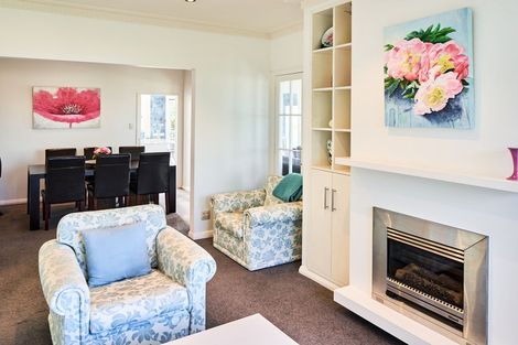 Photo of property in 102 Homebush Road, Khandallah, Wellington, 6035