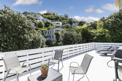 Photo of property in 42 Buckingham Street, Melrose, Wellington, 6023