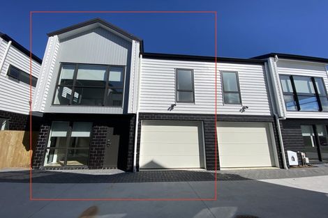 Photo of property in 1b Westall Road, New Lynn, Auckland, 0600