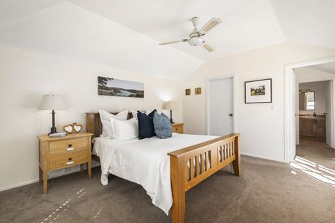 Photo of property in 14 Maleme Avenue, Belmont, Auckland, 0622