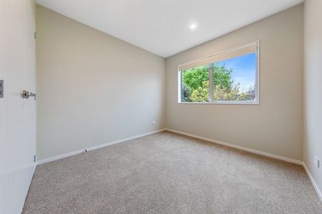 Photo of property in 47d Gossamer Drive, Pakuranga Heights, Auckland, 2010