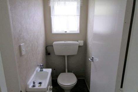 Photo of property in 111 Norana Road, Timberlea, Upper Hutt, 5018