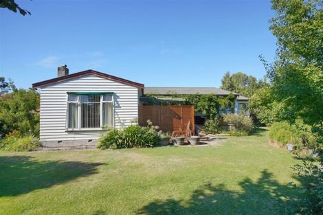 Photo of property in 2 Reeves Street, Cheviot, 7310