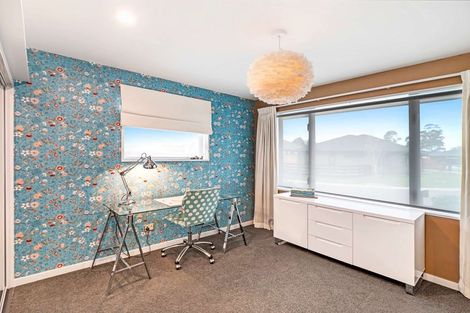 Photo of property in 33 Tara Crescent, Woodend, 7610