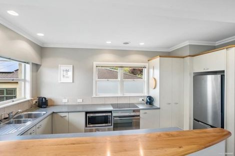 Photo of property in 283 Wellington Street, Pukekohe, 2120