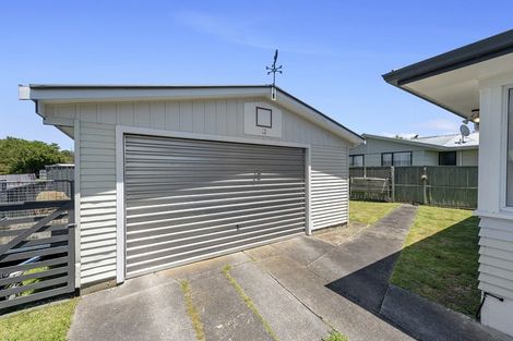 Photo of property in 8 Cricket Place, Melville, Hamilton, 3206