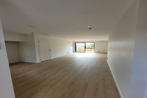 Photo of property in 10/15 Union Road, Howick, Auckland, 2014