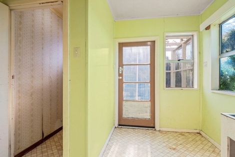 Photo of property in 18 Matai Street, Ravensbourne, Dunedin, 9022