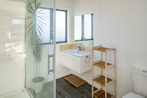 Photo of property in 52 Mo Street, Camborne, Porirua, 5026