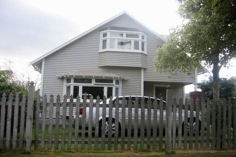 Photo of property in 15 Trafalgar Street, Waiwhetu, Lower Hutt, 5010