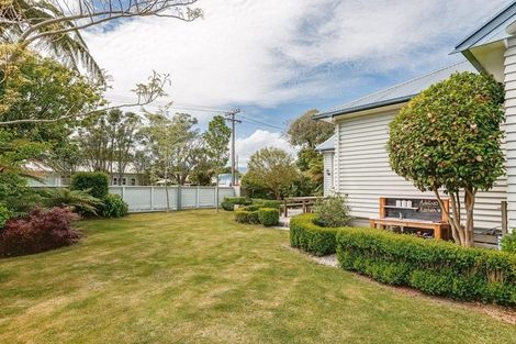 Photo of property in 22 Queen Street, Westport, 7825