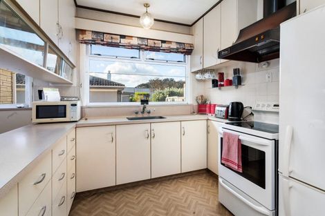 Photo of property in 16 Carisbrooke Street, Katikati, 3129