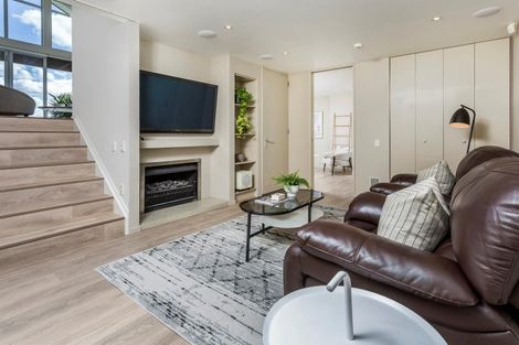 Photo of property in 7 Eric Price Avenue, Takapuna, Auckland, 0620