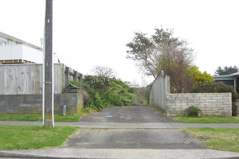 Photo of property in 108a Wairau Road, Oakura, 4314