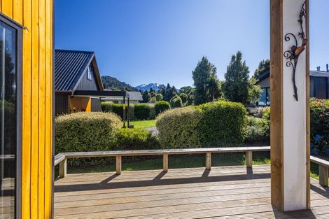Photo of property in 22 Kowhai Heights, Ohakune, 4625