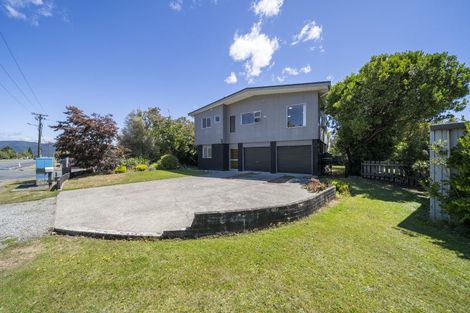 Photo of property in 233 Milford Road, Te Anau, 9600