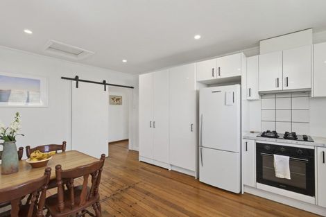 Photo of property in 4 Raleigh Street, Vogeltown, New Plymouth, 4310