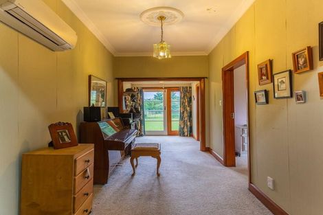 Photo of property in 72 Parsonage Road, Waimate, 7978