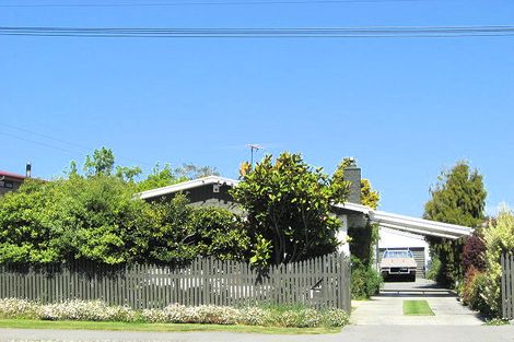 Photo of property in 18 Gleneagles Terrace, Ilam, Christchurch, 8053