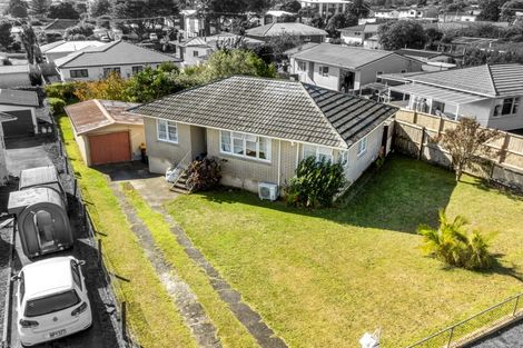 Photo of property in 64 Tawa Crescent, Manurewa, Auckland, 2102