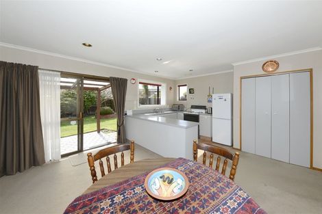 Photo of property in 1/15 Kamahi Place, Bishopdale, Christchurch, 8051
