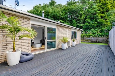 Photo of property in 24 Moulton Street, Moturoa, New Plymouth, 4310