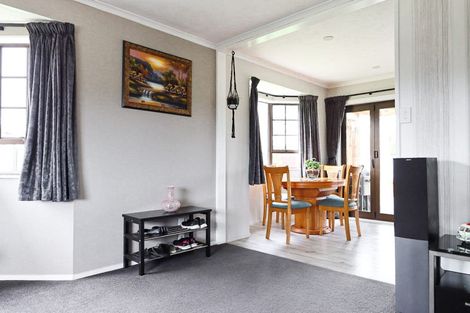 Photo of property in 4 Guinane Street, Dannevirke, 4930