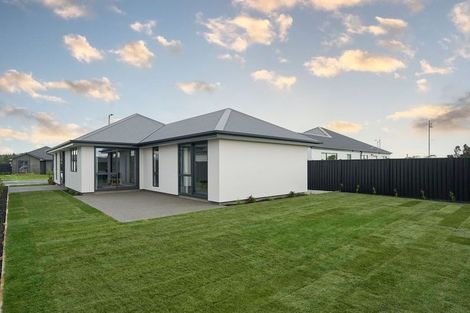 Photo of property in 5 Mcgarry Drive, Kaiapoi, 7630