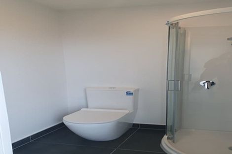 Photo of property in 15/62 Spenmoor Street, Newlands, Wellington, 6037