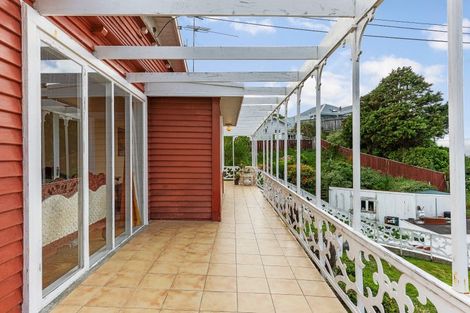 Photo of property in 97 Farnham Street, Mornington, Wellington, 6021