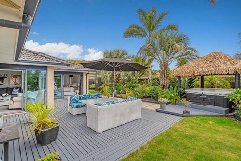 Photo of property in 31 Wells Place, Whitianga, 3510