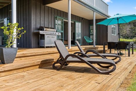 Photo of property in 806 Cove Road, Waipu, 0582