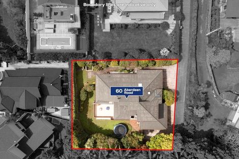 Photo of property in 2/60 Aberdeen Road, Campbells Bay, Auckland, 0620