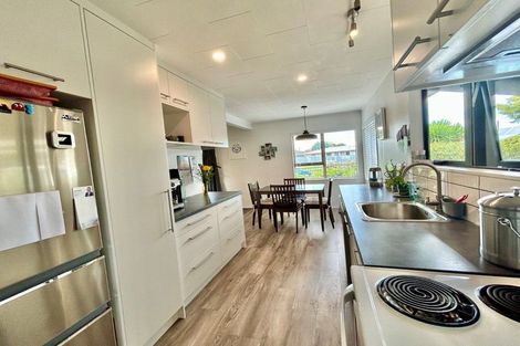 Photo of property in 8 Clement Place, Greenmeadows, Napier, 4112