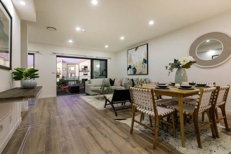 Photo of property in 74 Te Oneroa Way, Long Bay, Auckland, 0630