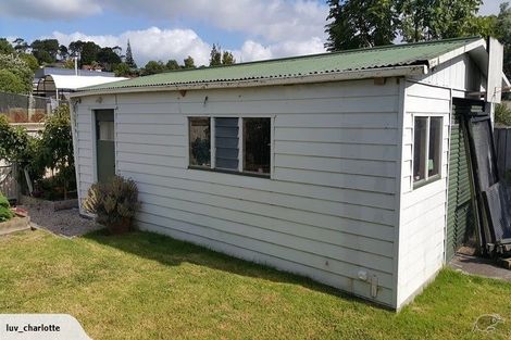 Photo of property in 109 Sunnynook Road, Forrest Hill, Auckland, 0620