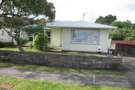 Photo of property in 19 Holly Grove, Maungaraki, Lower Hutt, 5010
