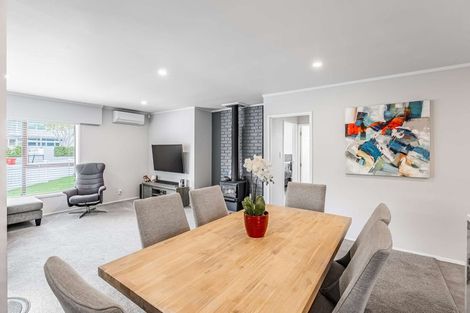Photo of property in 33a The Circle, Manly, Whangaparaoa, 0930
